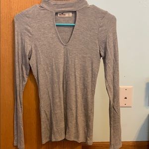 Never worn grey Hollister long sleeve